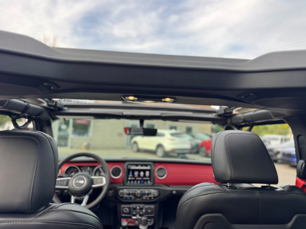 Jeep Wrangler 4xe Rubicon 2023 — photo 11