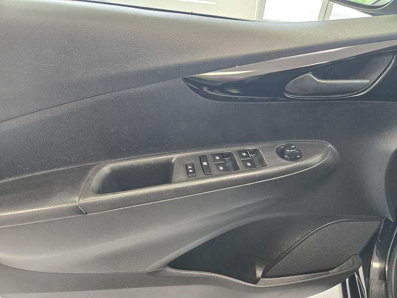 Chevrolet Spark 2021 LT / AUTO + CAMERA + BLUETOOTH +++ — photo 9