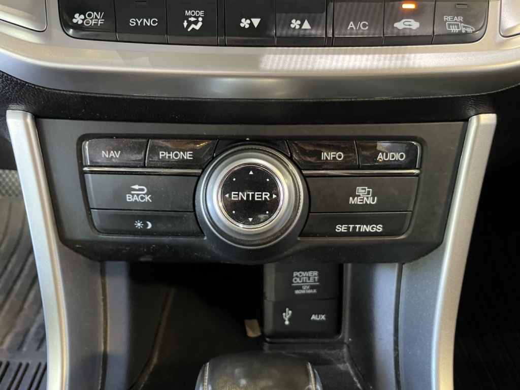 Honda Accord Touring 2015 — photo 27