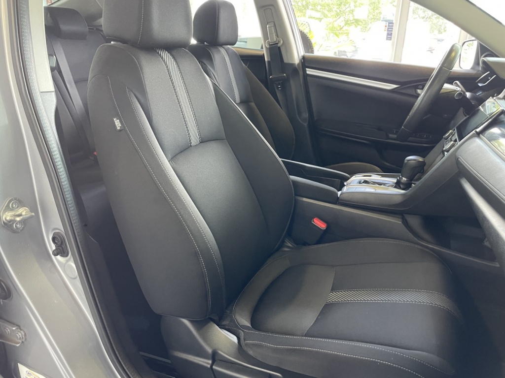 Honda Civic LX 2016 — photo 27