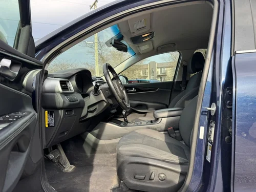 KIA Sorento LX+ 2 L turbo 2016 — photo 11