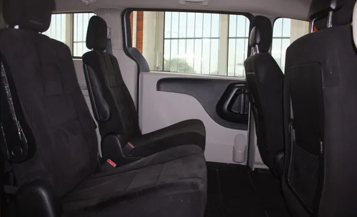 2015 DODGE GRAND CARAVAN STOW AND GO — photo 8