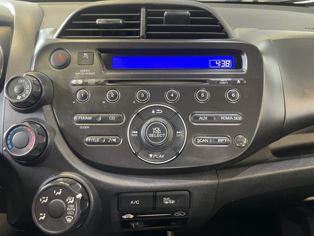 Honda Fit Sport 2012 — photo 24