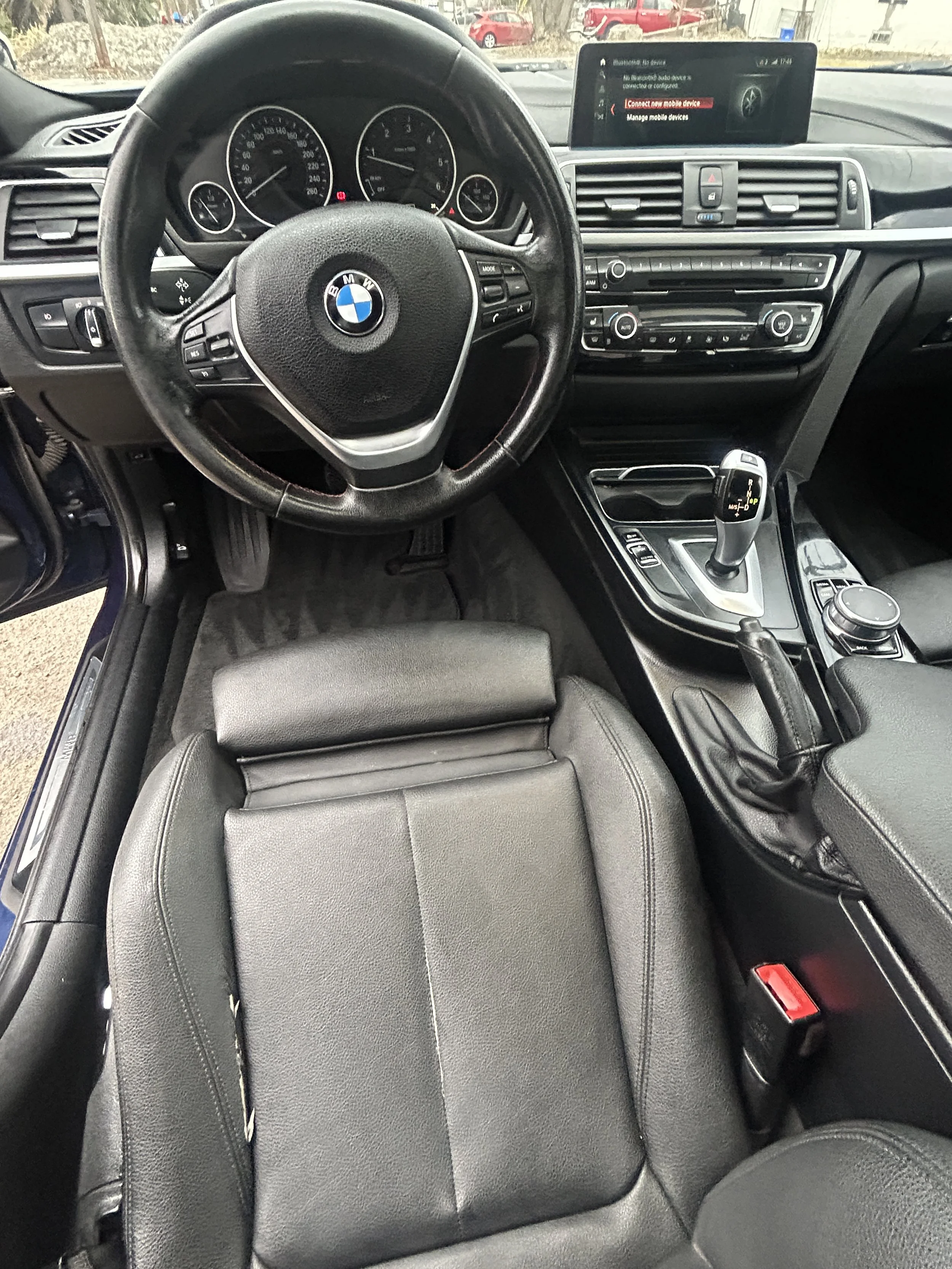 BMW 328D xDrive 2018 — photo 10