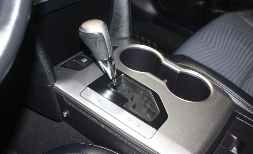2014 TOYOTA CAMRY SE HYBRIDE — photo 11