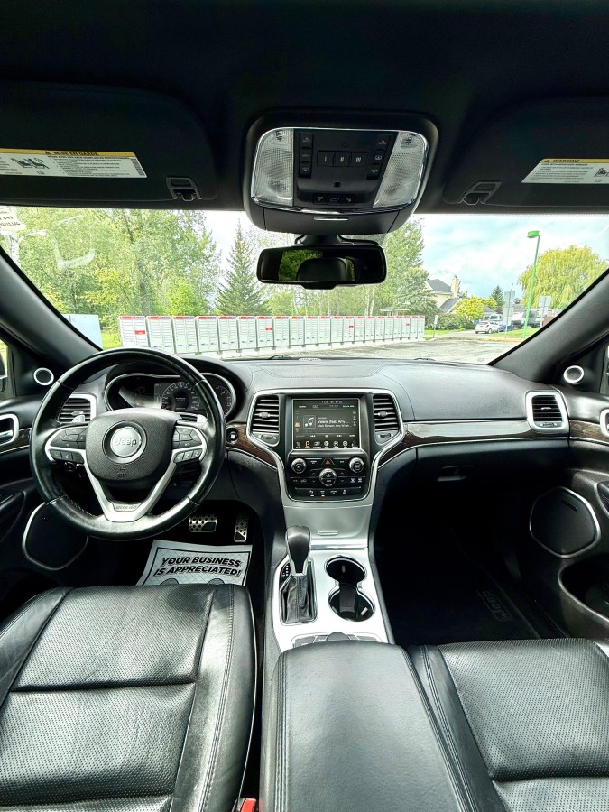Jeep Grand Cherokee Overland V8 2016 — photo 9