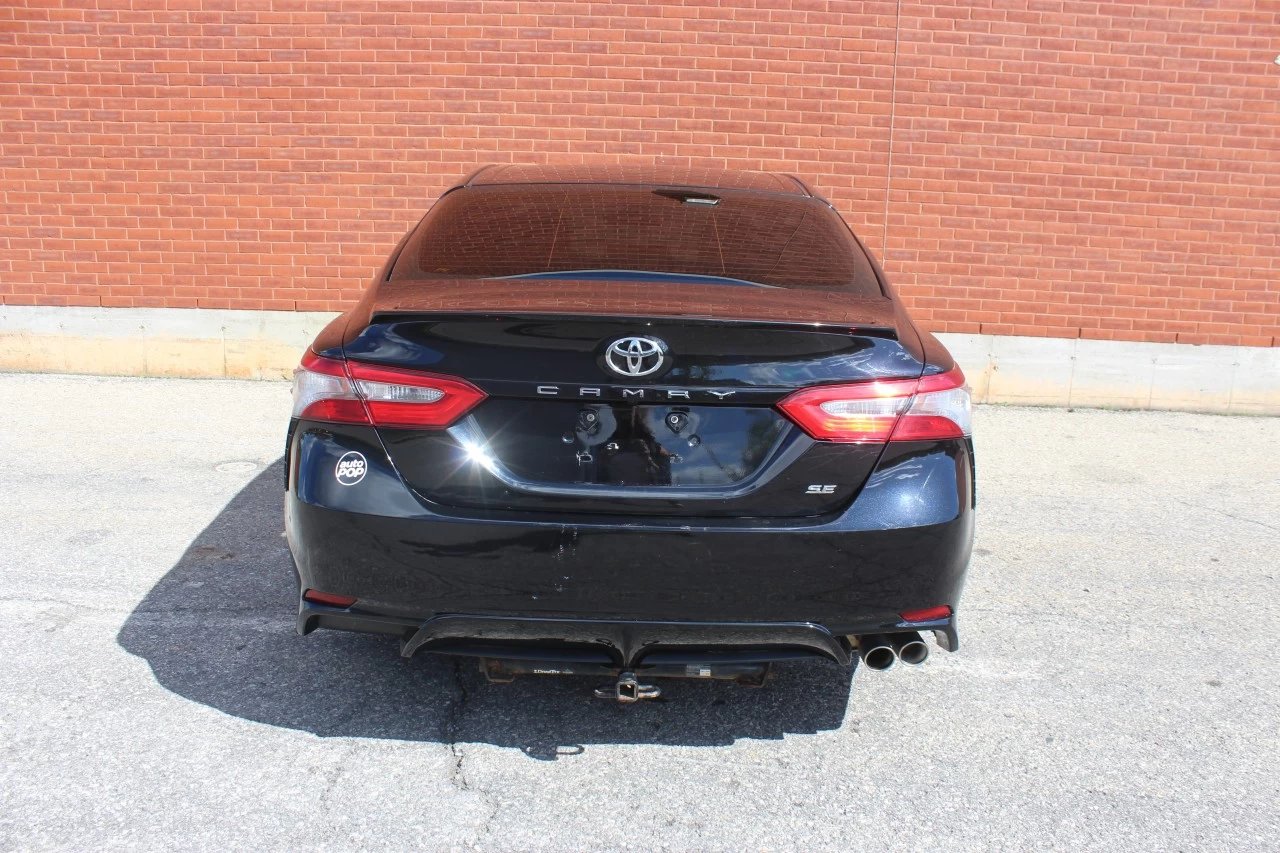 TOYOTA Camry — photo 5