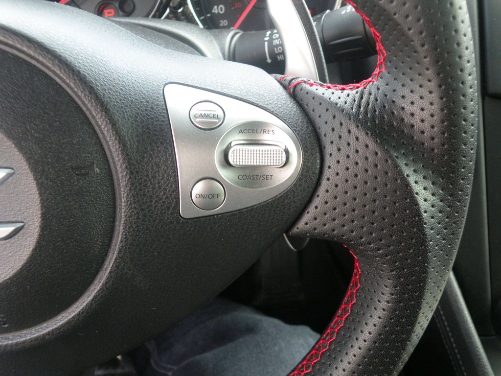 Nissan 370Z Sport 2018 — photo 13