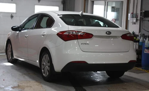 2015 KIA FORTE SEDAN — photo 4