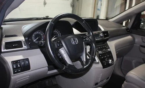 2013 HONDA ODYSSEY TOURING — photo 11