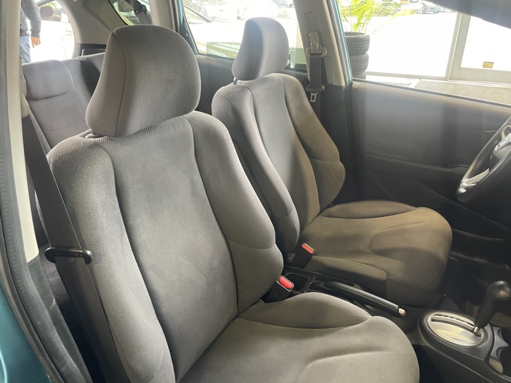Honda Fit LX 2014 — photo 14