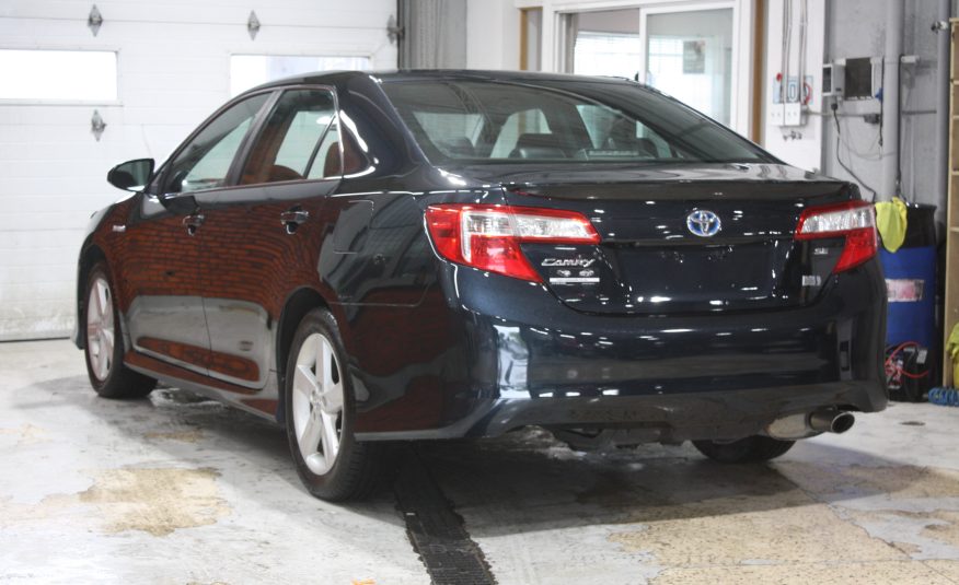2014 TOYOTA CAMRY SE HYBRIDE — photo 4