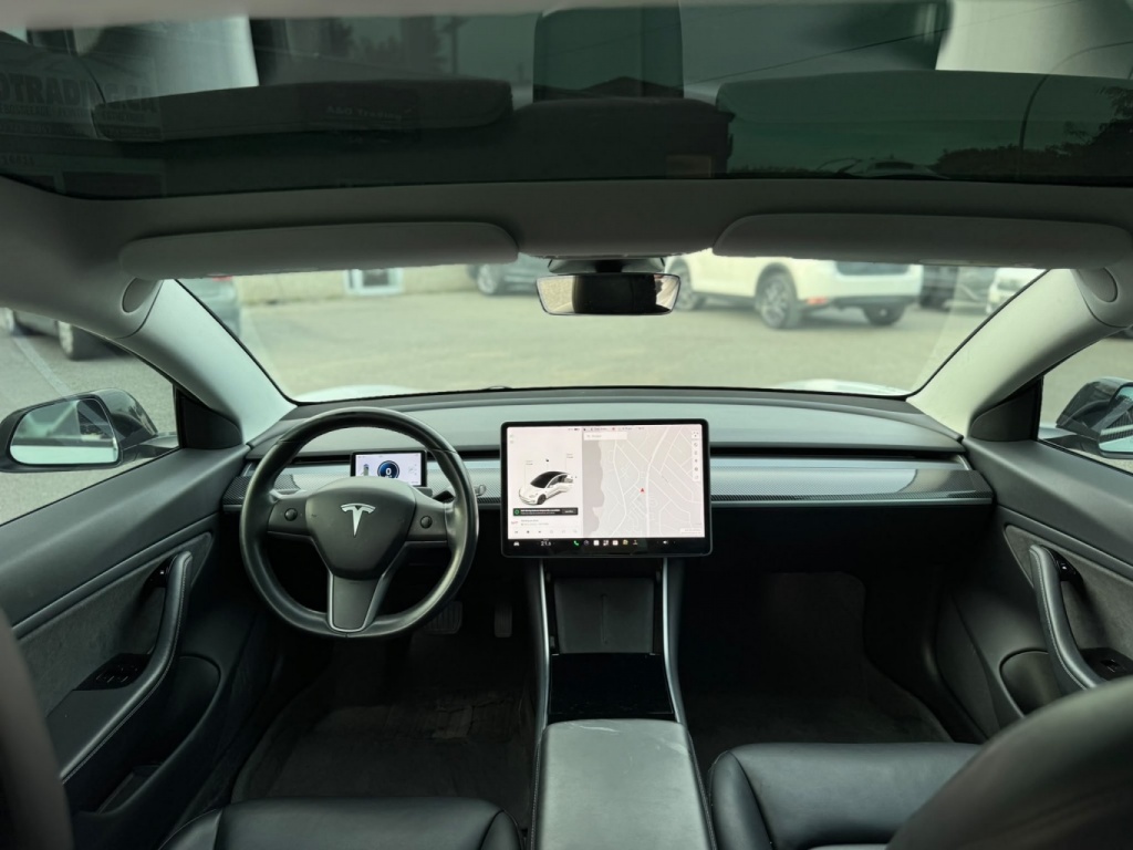 Tesla Model 3 Long Range Battery/Performance 2018 — photo 10