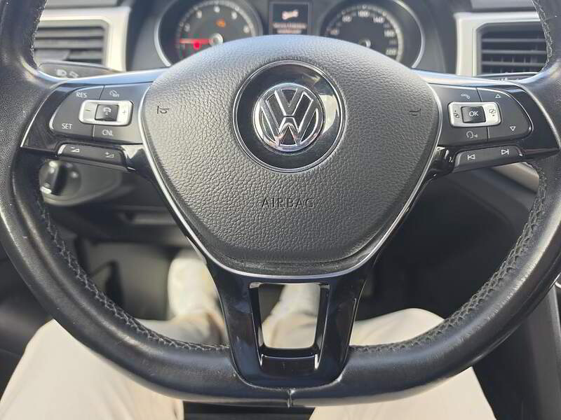 Volkswagen Atlas 2018 COMFORTLINE / 7 PASSAGERS / AWD / CUIR + CAMERA + BLUETOOTH +++ — photo 15