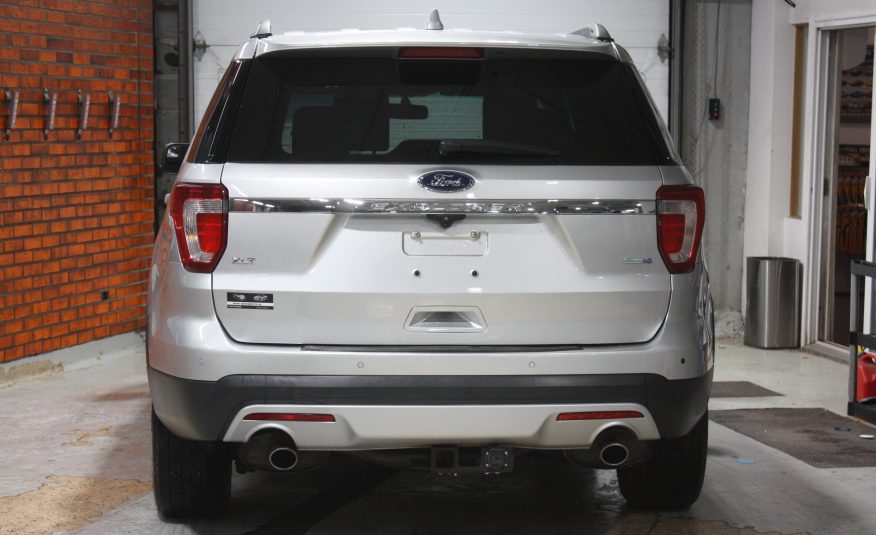 2016 FORD EXPLORER XLT 4X4 — photo 5