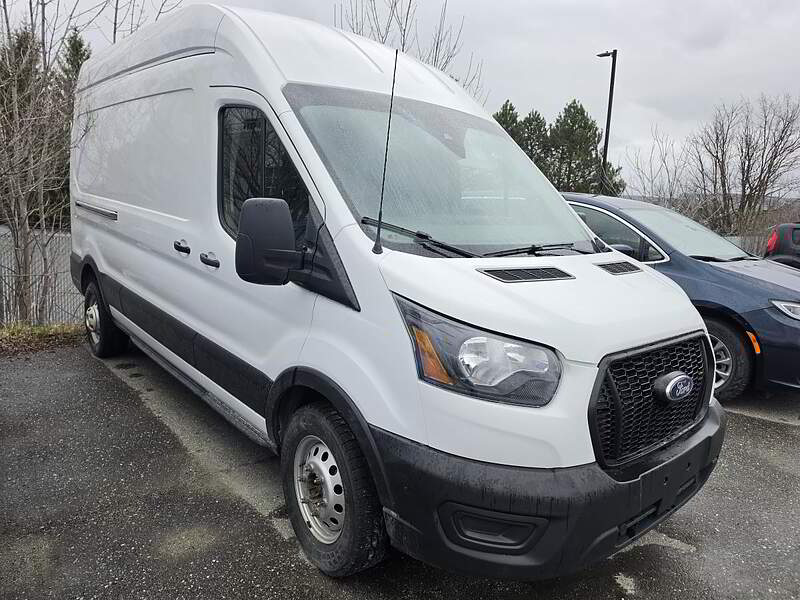 Ford Transit Cargo Van 2023 T-250 / AWD + TOIT SURÉLEVÉ 148 POUCES + CAMERA +++ — photo 3