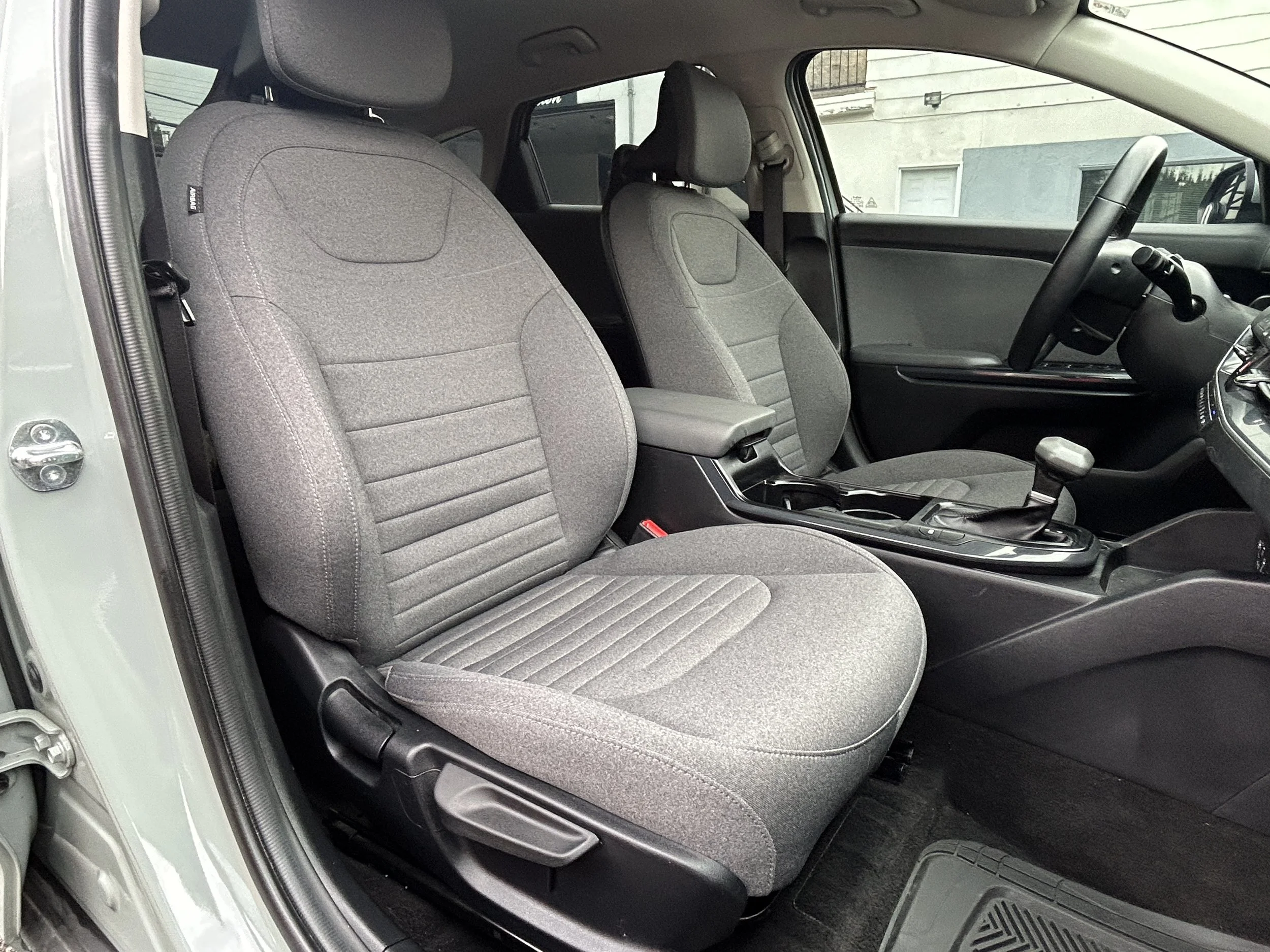 2025 Kia K4 — photo 11