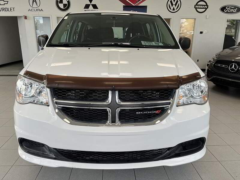 Dodge Grand Caravan 2017 Ensemble Valeur plus familiale 4 portes — photo 2