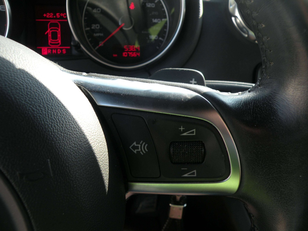 Audi TT 2,0T 2008 — photo 24