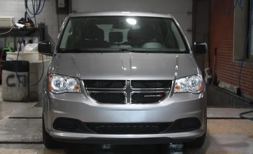 2015 DODGE GRAND CARAVAN STOW AND GO — photo 2