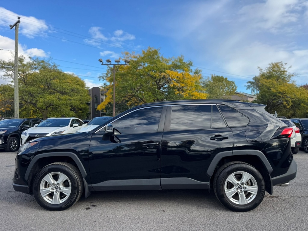 Toyota RAV4 LE 2019 — photo 8