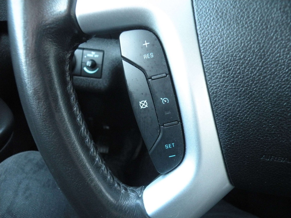 Chevrolet Traverse 2LT 2011 — photo 20