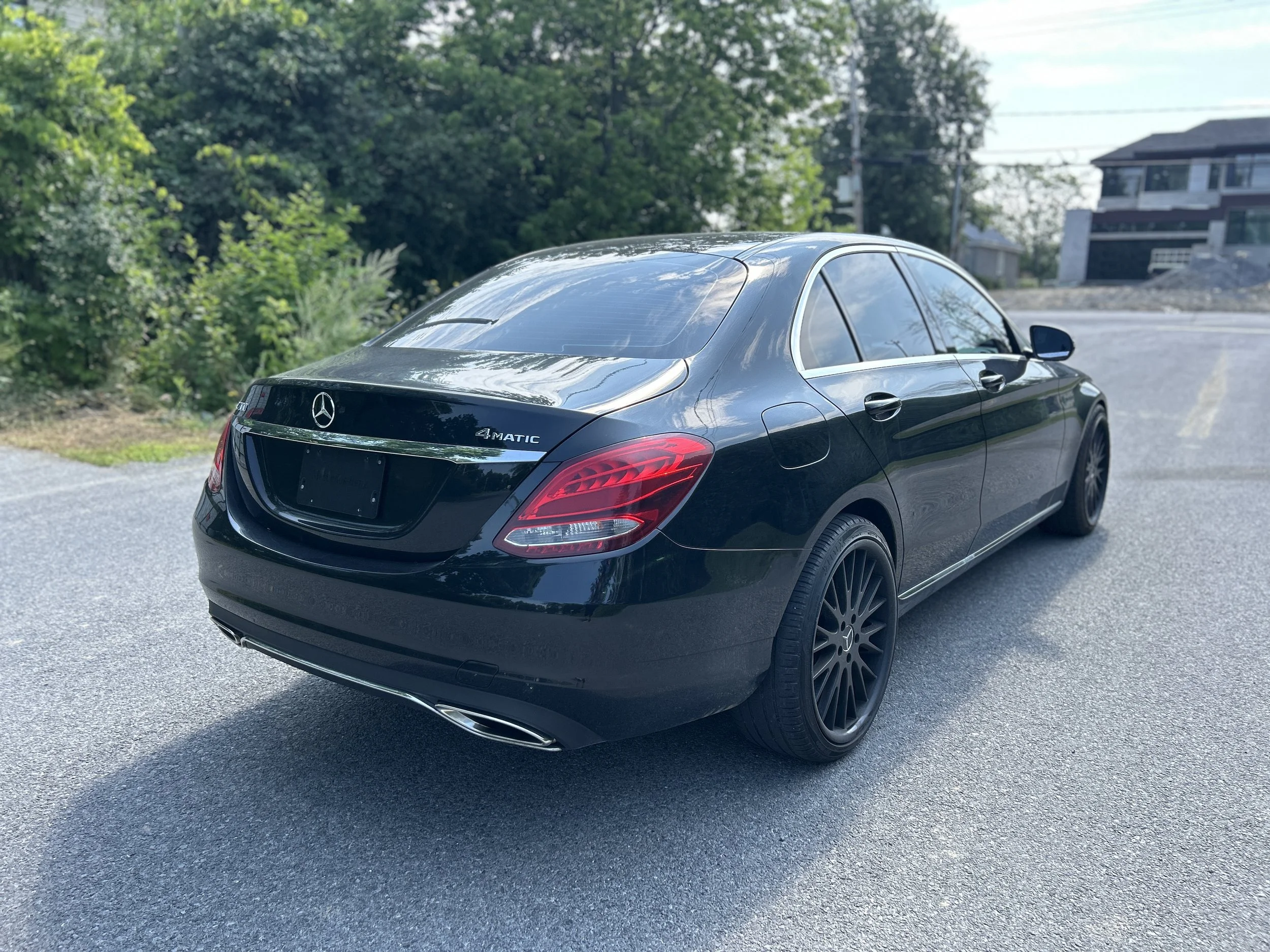 Mercedes-Benz C300 AMG 2017 — photo 5
