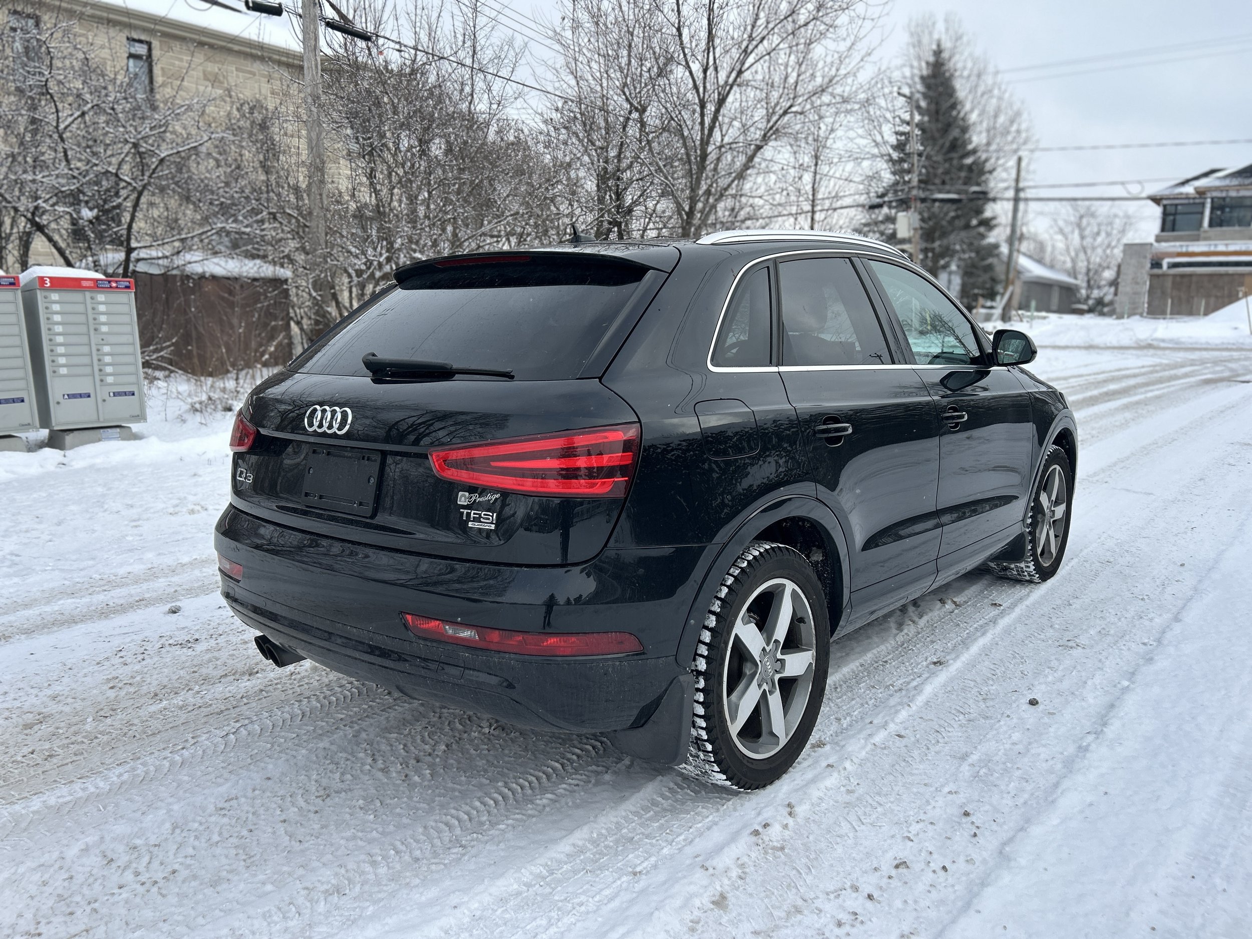Audi Q3 2015 — photo 5