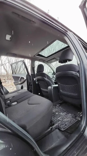 2012 Toyota Rav4 sport — photo 11