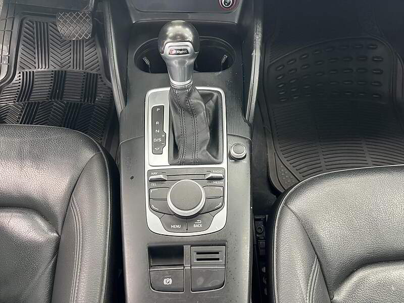 Audi A3 2015 PREMIUM / AUTO + AWD + TOIT + BLUETOOTH +++ — photo 18