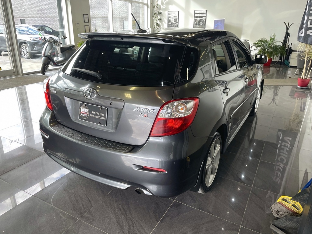 Toyota Matrix XR 2010 — photo 7