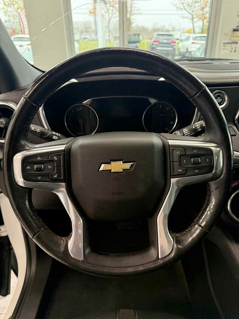 Chevrolet Blazer 2019 PREMIER / TI + AWD + TOIT + GPS + CAMERA + CUIR + BLUETOOTH +++ — photo 16