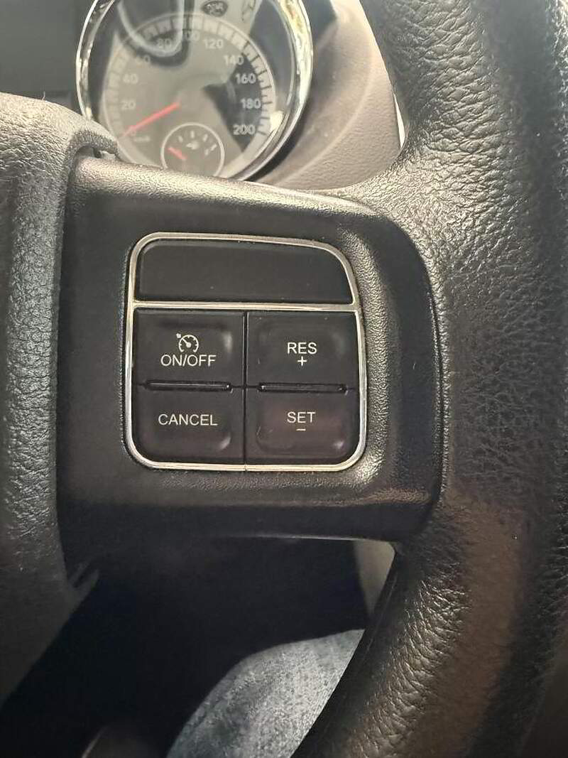 Dodge Grand Caravan 2019 VALEUR PACKAGE / AUTO + + BLUETOOTH +++ — photo 12