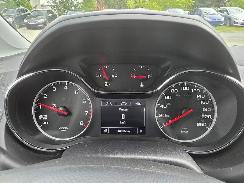 Chevrolet Cruze 2019 LT / AUTO + CAMERA + BLUETOOTH +++++ — photo 10