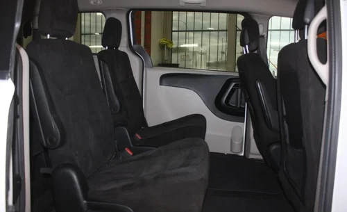 2017 DODGE GRAND CARAVAN SXT STOW AND GO — photo 8