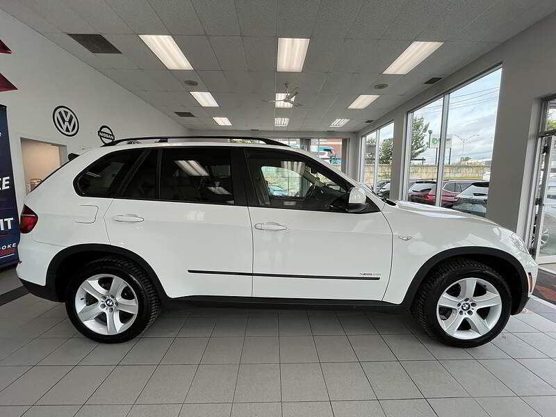 BMW X5 2012 35i + AWD + TOIT + GPS + CAMERA + CUIR + BLUETOOTH + BAS KM +++ — photo 4