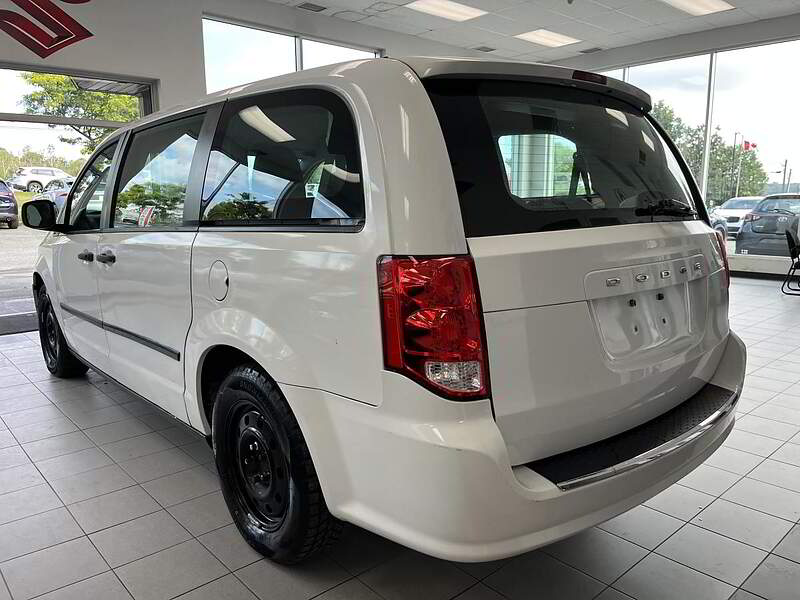 Dodge Grand Caravan 2017 Ensemble Valeur plus familiale 4 portes — photo 8