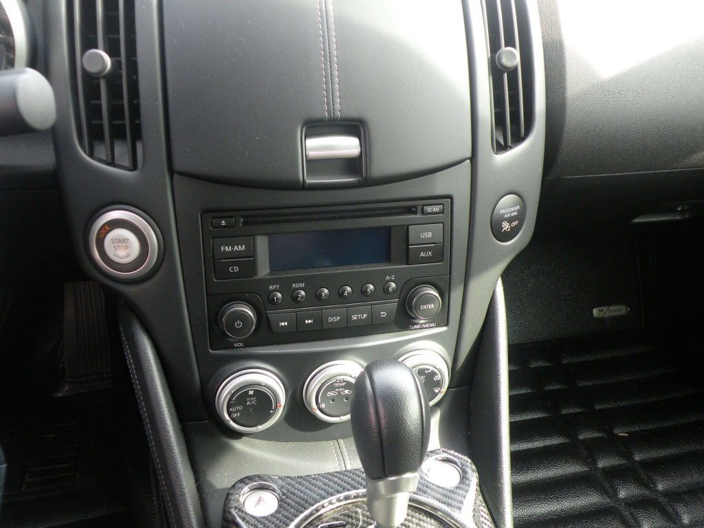 Nissan 370Z Sport 2018 — photo 10