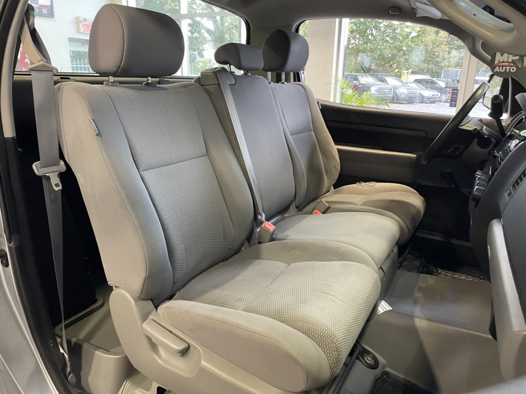 Toyota Tundra DLX 2008 — photo 22