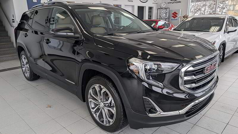 GMC Terrain 2018 SLT / AWD + GPS + CAMERA + CUIR + BLUETOOTH + BAS KM +++ — photo 3
