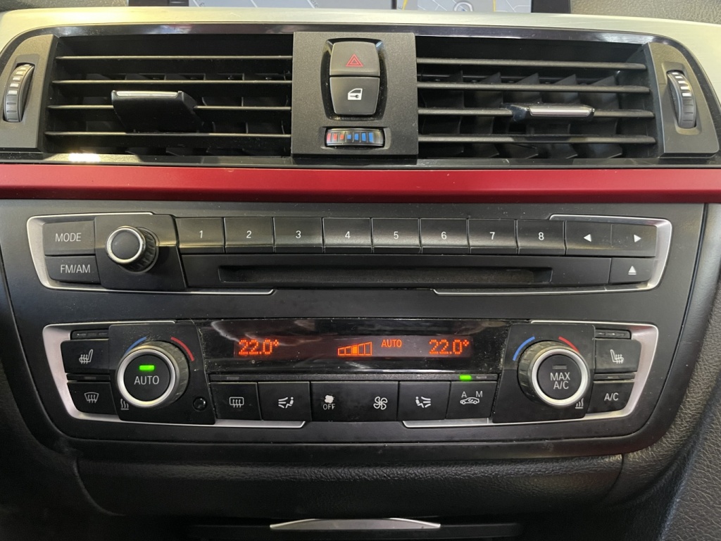 BMW Serie 3 320i xDrive 2014 — photo 25