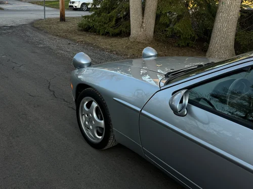 Porsche 928 GTS 1993 — photo 11