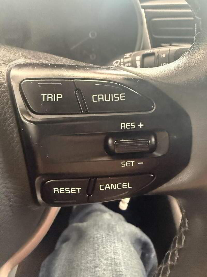 Kia Rio5 2019 LX / MANUEL + CAMERA + BLUETOOTH + BAS KM ++++ — photo 13