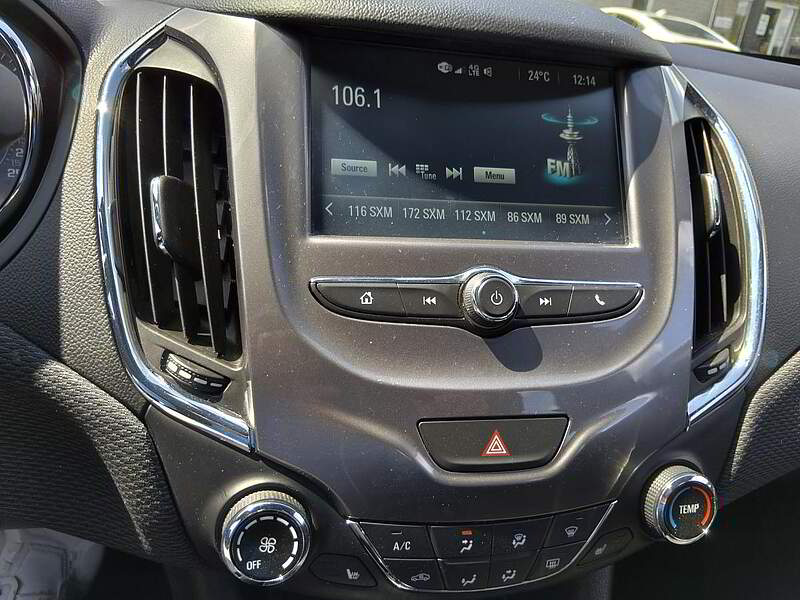 Chevrolet Cruze 2018 LT / AUTO + CAMERA + BLUETOOTH + BAS KM +++ — photo 15