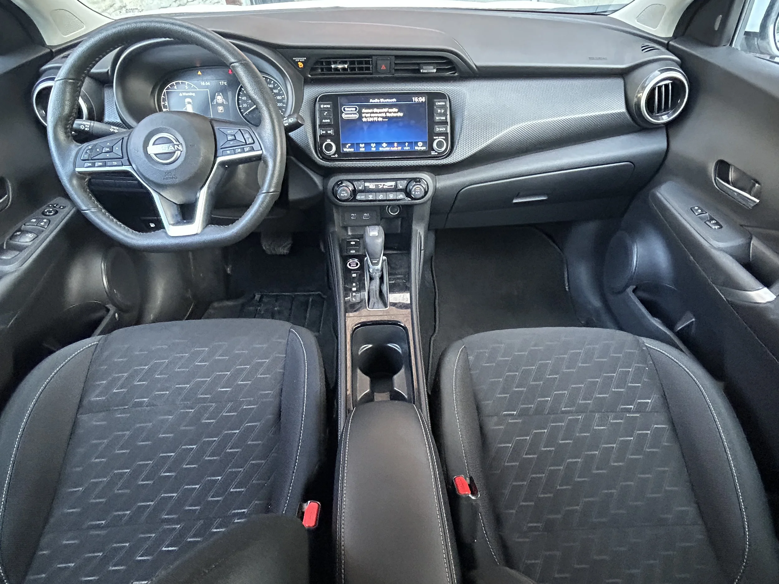 2024 Nissan Kicks SV — photo 9