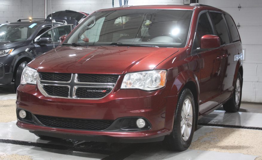 2020 DODGE GRAND CARAVAN SXT PRENIUM PLUS — photo 3