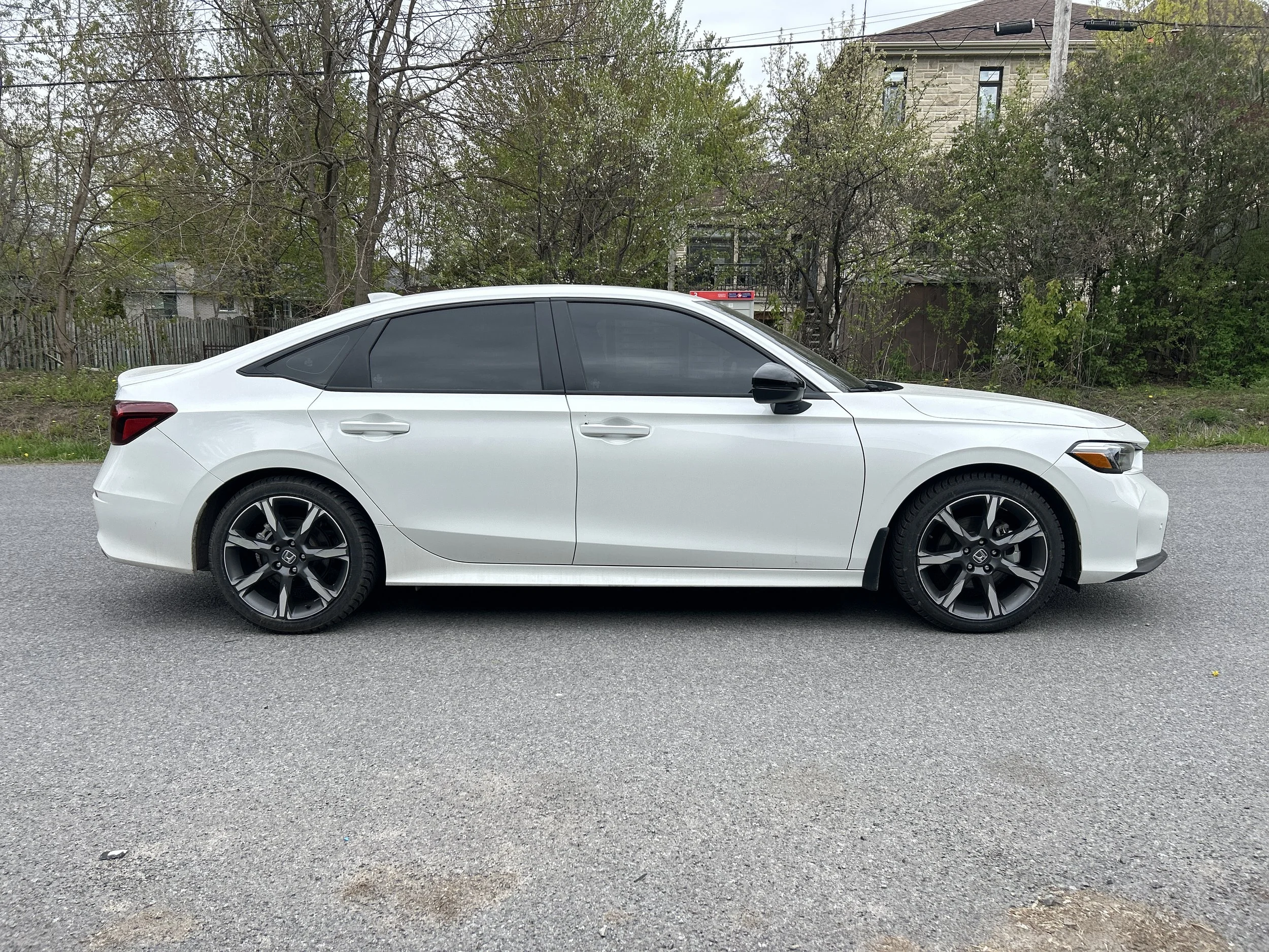 Honda Civic Touring Hybrid 2025 — photo 4