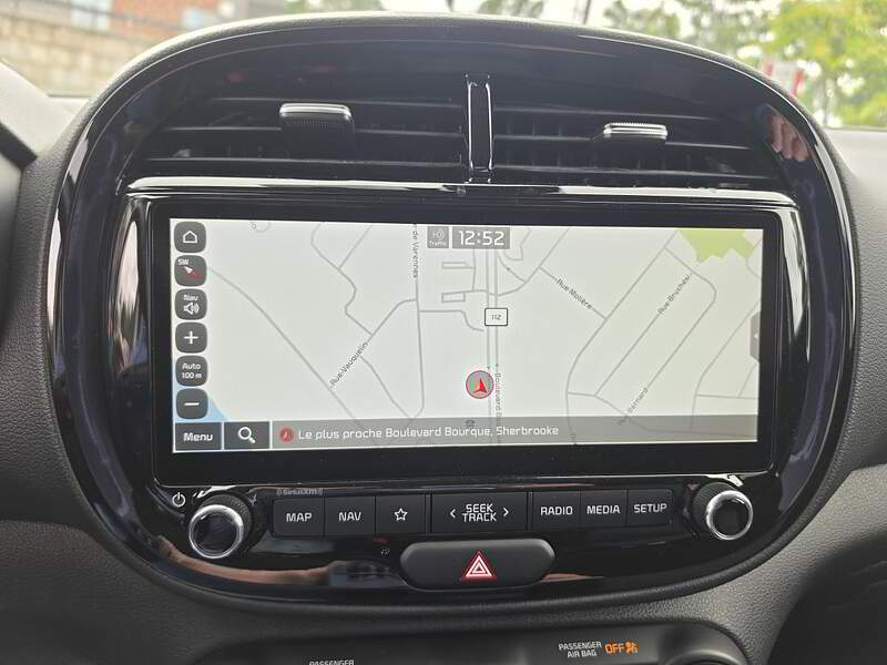 Kia Soul EV 2023 PREMIUM / AUTONOMIE 248 KM / GPS + CAMERA + BAS KM +++ — photo 16