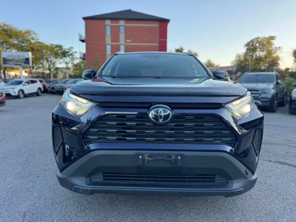Toyota RAV4 XLE 2022 — photo 4