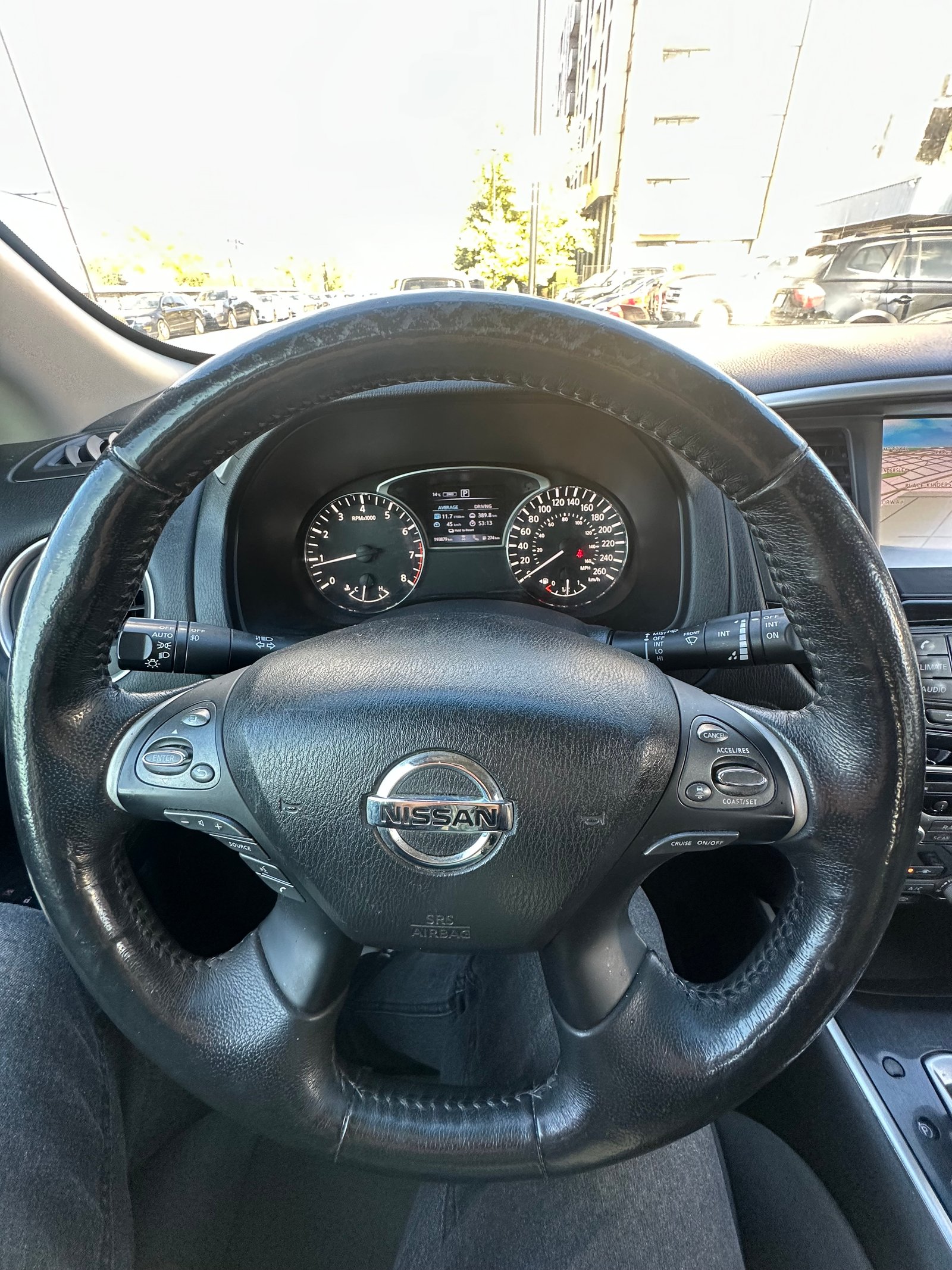 Nissan Pathfinder 4x4 2018 — photo 9